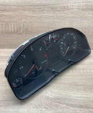 Audi A6 S6 C5 4B Speedometer (instrument cluster) 4B0919860E 860E