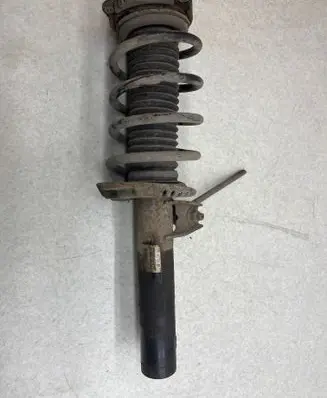 Volkswagen Touran I Front shock absorber/damper 1T0413031BR VW358VA5205WB 824904000367
