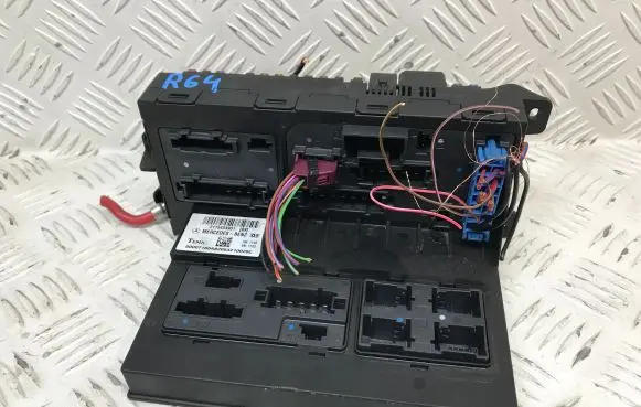Mercedes-Benz E W211 Fuse module 2115453901