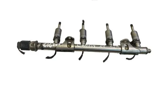 Volkswagen Caddy Fuel injectors set 04E133320D 0261500477 04E133036A