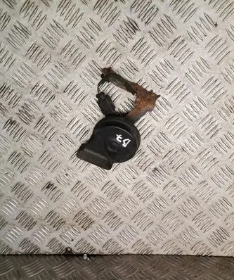 Volkswagen PASSAT B7 Horn signal
