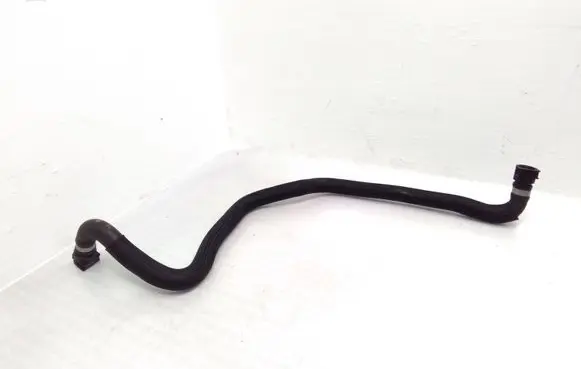 Land Rover Range Rover Evoque L538 Engine coolant pipe/hose GJ327H255AB