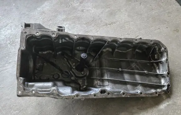 BMW 3 F30 F35 F31 Oil sump 7823204