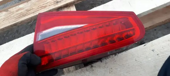 Audi A4 S4 B8 8K Tailgate rear/tail lights