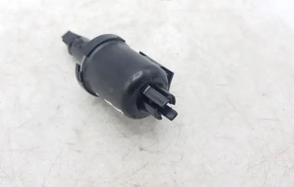 BMW 7 E38 Fog light bulb 8377308