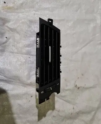 BMW 3 E90 E91 Dashboard side air vent grill/cover trim 64229130460