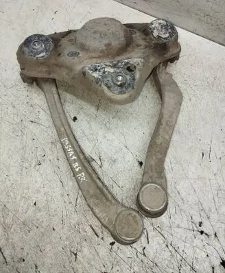 Volkswagen PASSAT B5.5 Front upper strut mount 