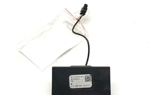 Mercedes-Benz GLA W156 X156 Sound amplifier A2139052801