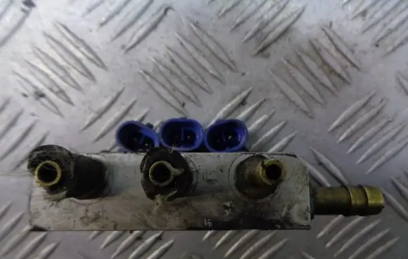 Chrysler Pacifica LP gas injectors set 67R-014303