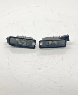 Volkswagen Polo V 6R Number plate light 1K8943021