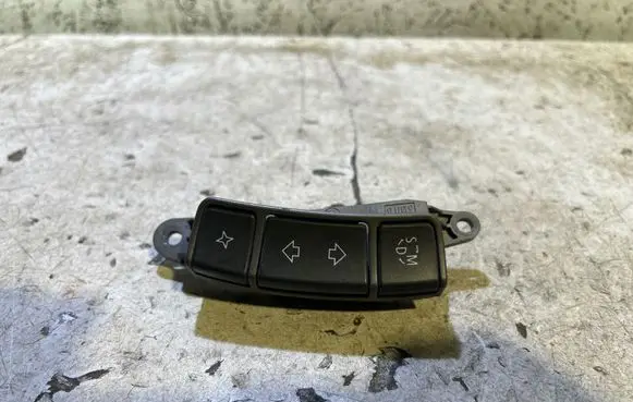BMW 7 E65 E66 Steering wheel buttons/switches 03746710 555288500 6911586