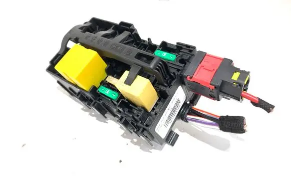 Opel Crossland X Fuse box set 9812661980