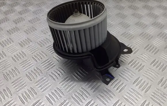 Opel Corsa D Front door blower motor 164230100