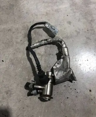Mercedes-Benz A W177 Fuel injector 208995377R 208995377RB
