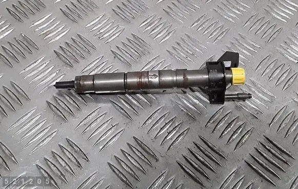 BMW 5 F10 F11 Fuel injector 0445116024 780542802