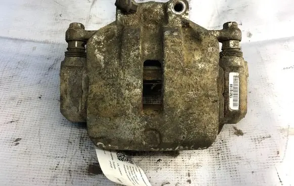 Opel Insignia A Front brake caliper