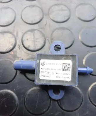 Mercedes-Benz CLA C117 X117 W117 Airbag deployment crash/impact sensor A1179053001 95889300 MCC8000SB
