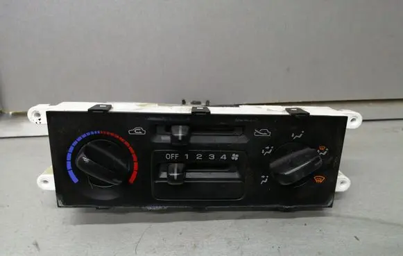 Subaru Forester SF Climate control unit
