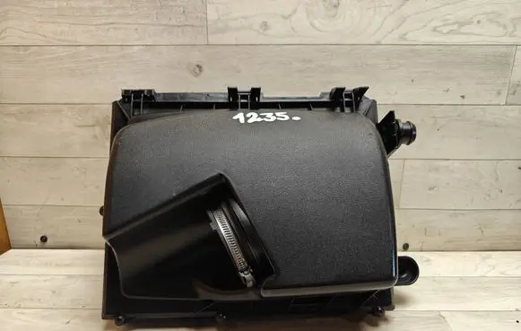 Fiat Croma Air filter box 55350912