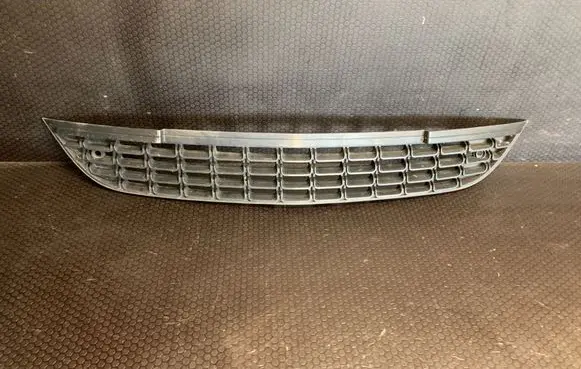 Opel Astra J Front bumper lower grill 13266567