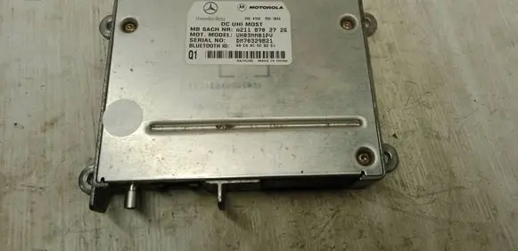 Mercedes-Benz ML W164 Bluetooth control unit module A2118702726
