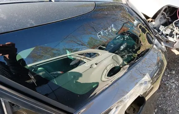 Citroen DS5 Rear side window