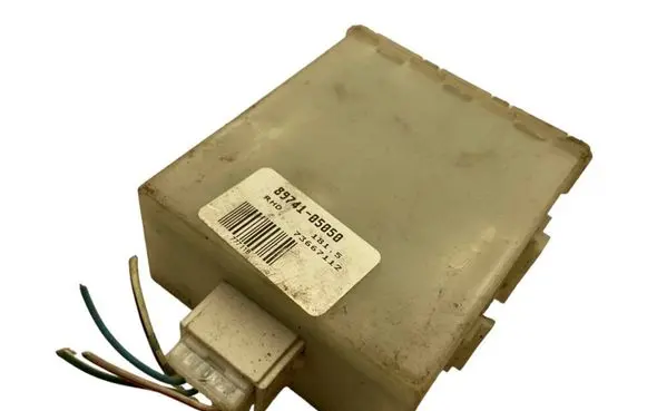 Toyota Avensis T250 Door central lock control unit/module 8974105050 73667112
