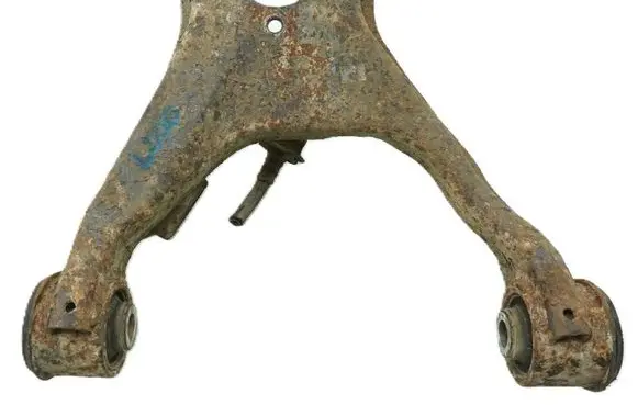 Mitsubishi L200 Front control arm 