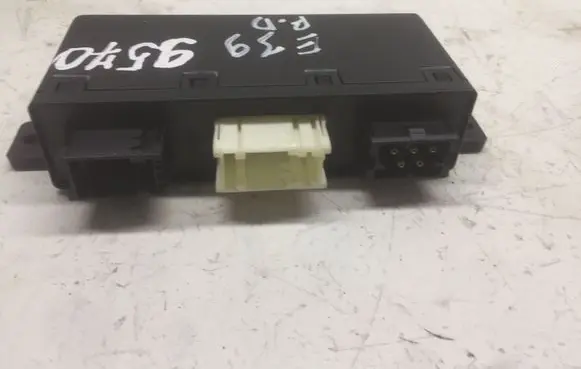 BMW 5 E39 Comfort/convenience module 689667