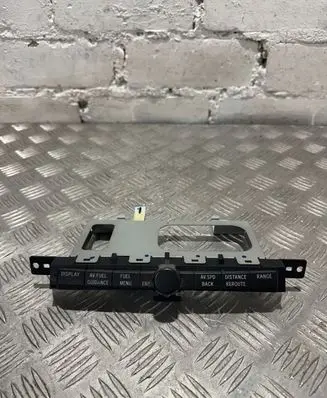 Toyota Avensis T250 On-board computer control switch A00071B