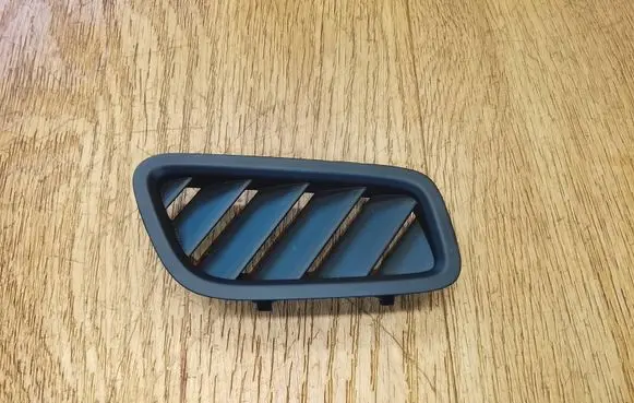 Porsche Macan (95B) Dashboard air vent grill cover trim 95B819706A