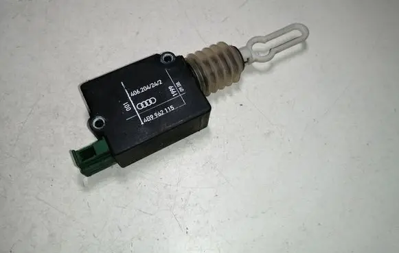 Audi A6 S6 C5 4B Tailgate boot lock/latch motor 4B9962115