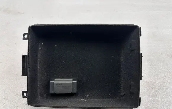 Audi A8 S8 D4 4H Glove box central console 4H0863075 4H0863075K