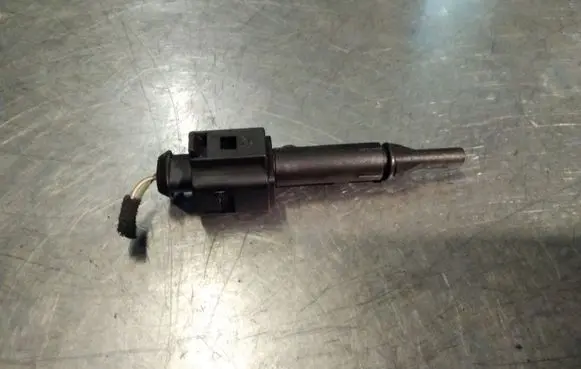 Interior temperature sensor