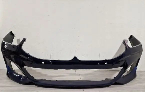 BMW 8 G14 Front bumper 8070558