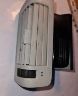 Volkswagen Transporter - Caravelle T5 Dashboard air vent grill cover trim 7H5819202A