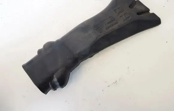 Volvo S60 Air intake hose/pipe 31101155a