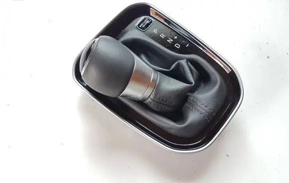 Hyundai i30 Gear shift selector indicator K5HPD82712 2203101585