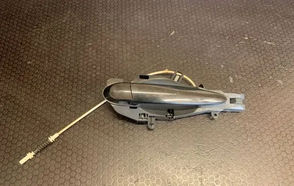 BMW X1 E84 Rear door exterior handle 242682