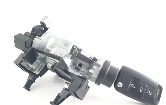 Volkswagen Touran III Ignition lock 1K0905851 5Q1905865A
