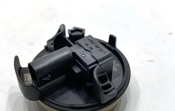 BMW 5 G30 G31 G38 Airbag deployment crash/impact sensor 9496820