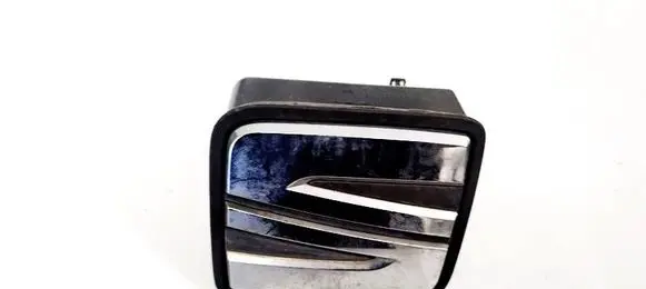 Seat Ibiza V (KJ) Tailgate/trunk/boot exterior handle 6J0827565A