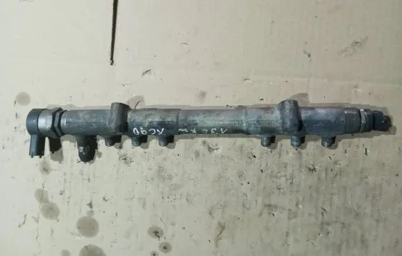 Fuel main line pipe