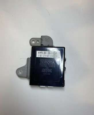 Toyota Land Cruiser (J120) Transfer box differential control unit 8953360180