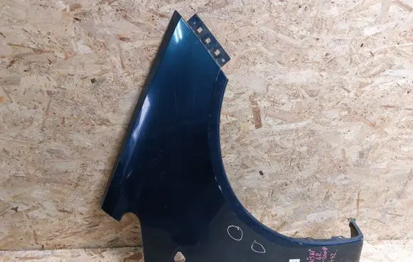Mitsubishi Colt Fender