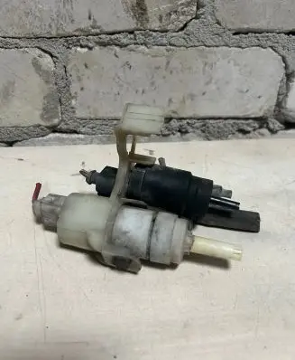 Mercedes-Benz E W211 Headlight washer pump A0345455326
