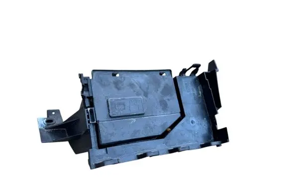 Ford Mondeo MK V Relay mounting block HG9T-14A301-AA