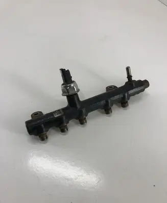 Peugeot 508 Fuel main line pipe 9674300080