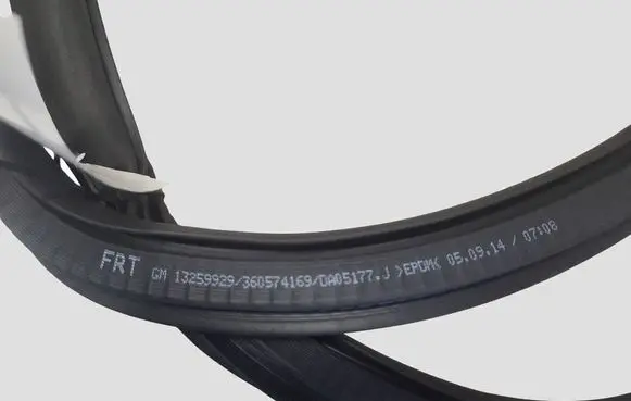 Opel Astra J Front door rubber seal 13259929
