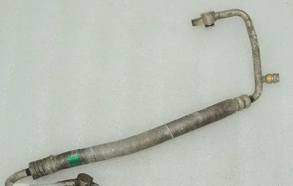 Suzuki SX4 Air conditioning (A/C) pipe/hose 9572079J00